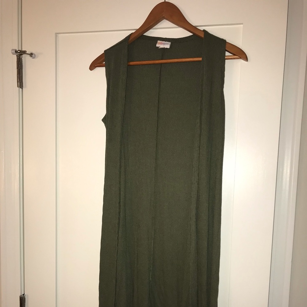 Lularoe sleeveless sweater